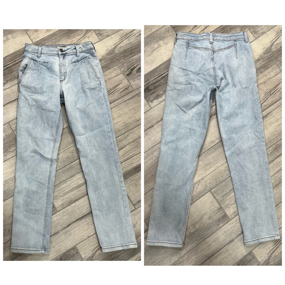 RARE Kut from the Kloth Rachel Mom Jean Pleated Size 2